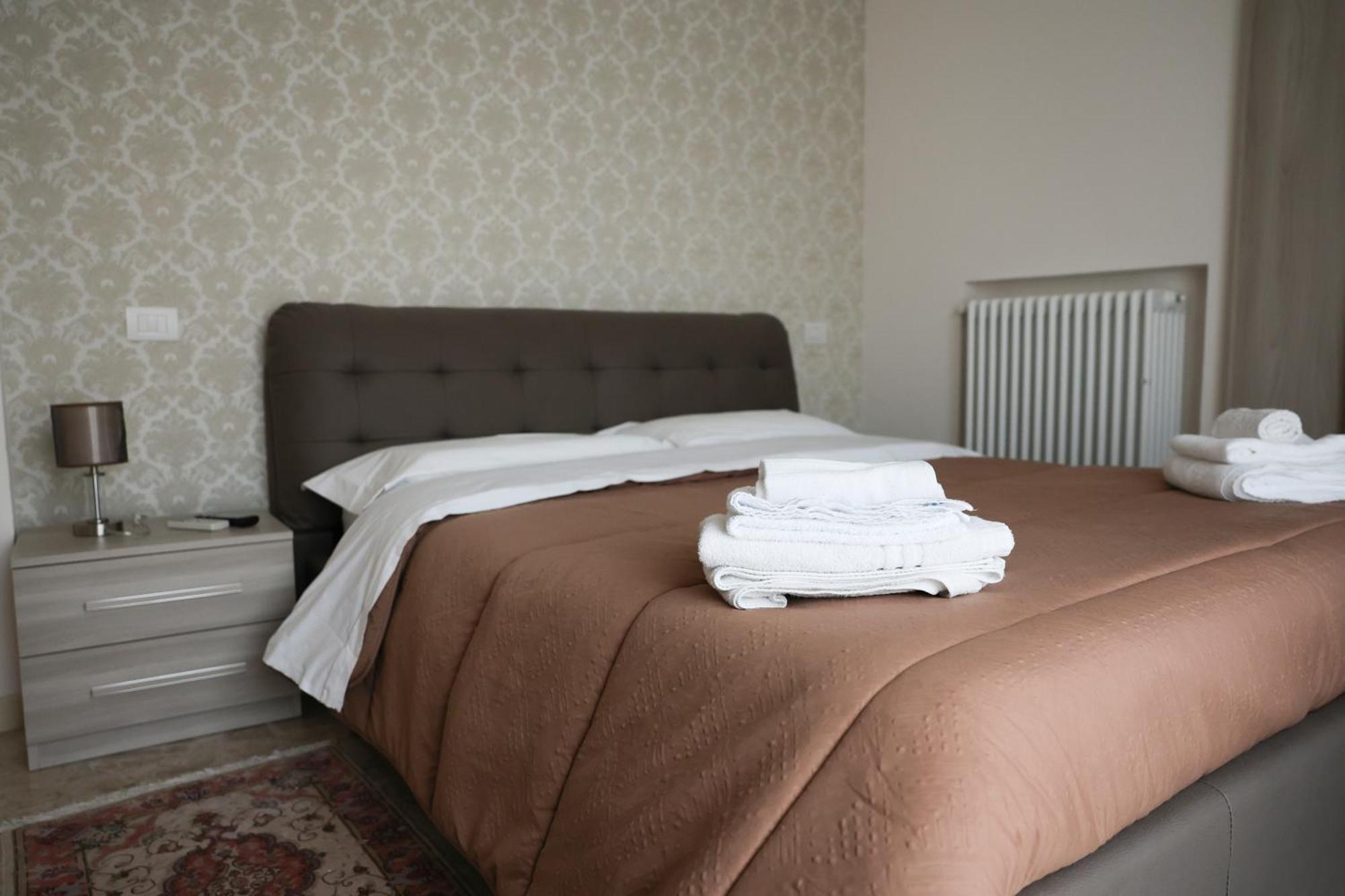 Апартаменты Blancohouse - Berto Luxury Rimini Centro Storico Экстерьер фото